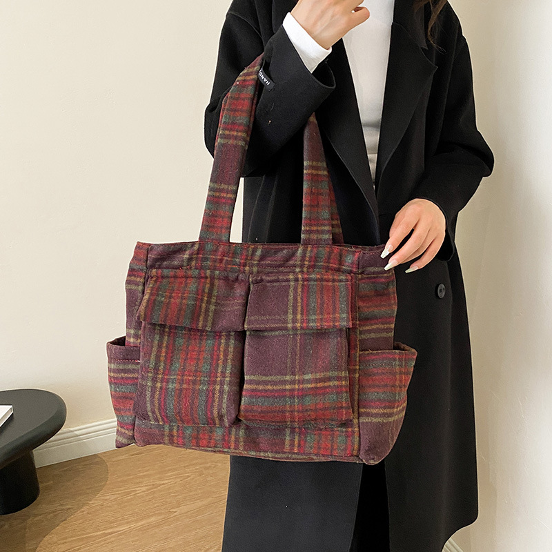 Kadınlar için kuzu postu tote  - Women'S Tote Bags Designer incelemesi ve fiyatı