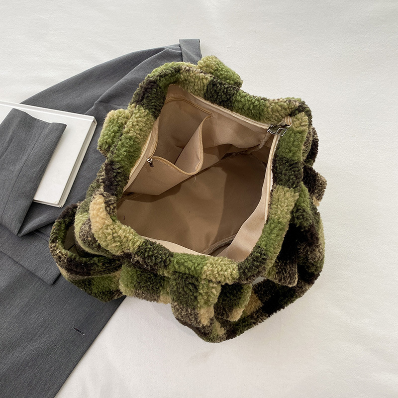 Kadınlar için kuzu postu tote  - Women'S Tote Bags Designer incelemesi ve fiyatı