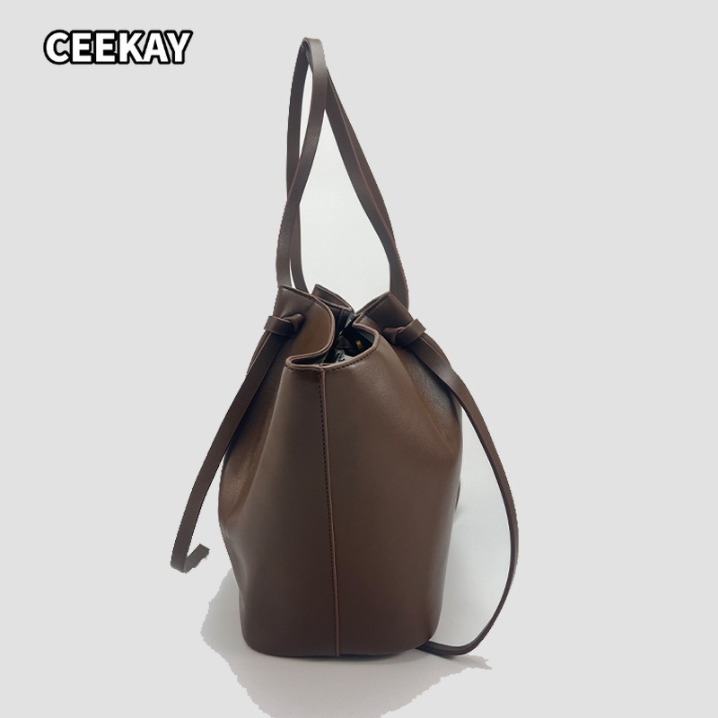 Moda Büyük Kapasiteli Trapez K - Women'S Tote Bags Designer incelemesi ve fiyatı