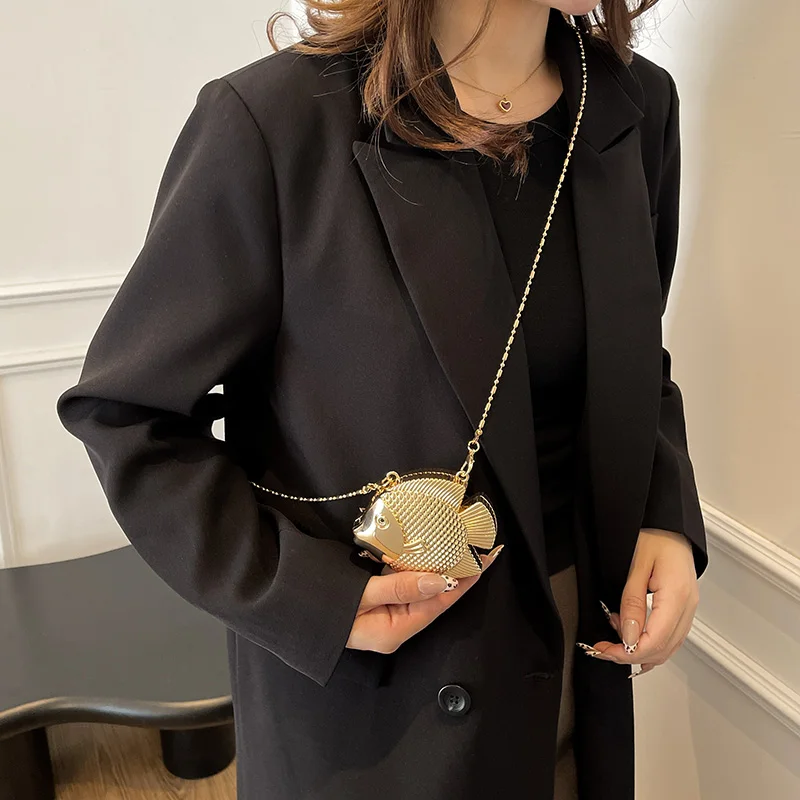 Sevimli Küçük Balık Şekli Meta - Women Bags Max incelemesi ve fiyatı