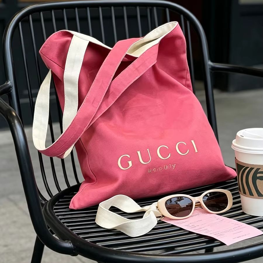 GUCCI'nin Kadın Kanvas Çantası - Women'S Tote Bags Designer incelemesi ve fiyatı